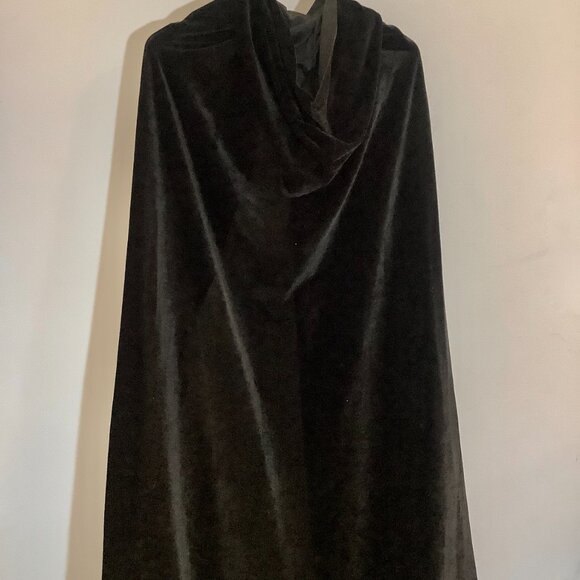 Halloween  Witch Dracula Cape with hood Black Cape - Picture 5 of 9